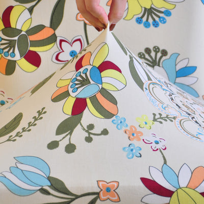 Flerfarget Blomstret Stoltrekk